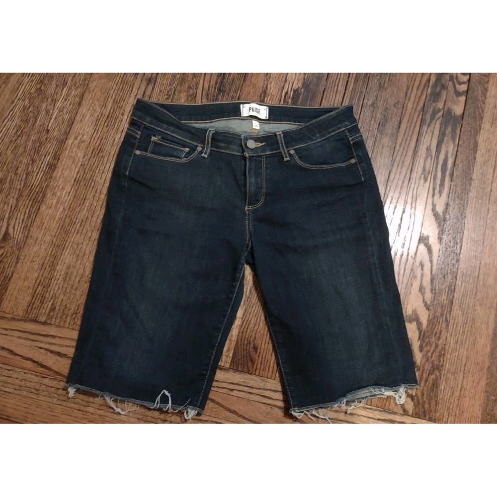 PAIGE Kayla Dark Indigo Raw Hem Denim Bermuda Shorts Womens 29 WJ502 DNM573